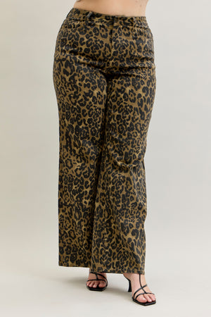 WILD THANG JUDY BLUE LEOPARD RETRO WIDE