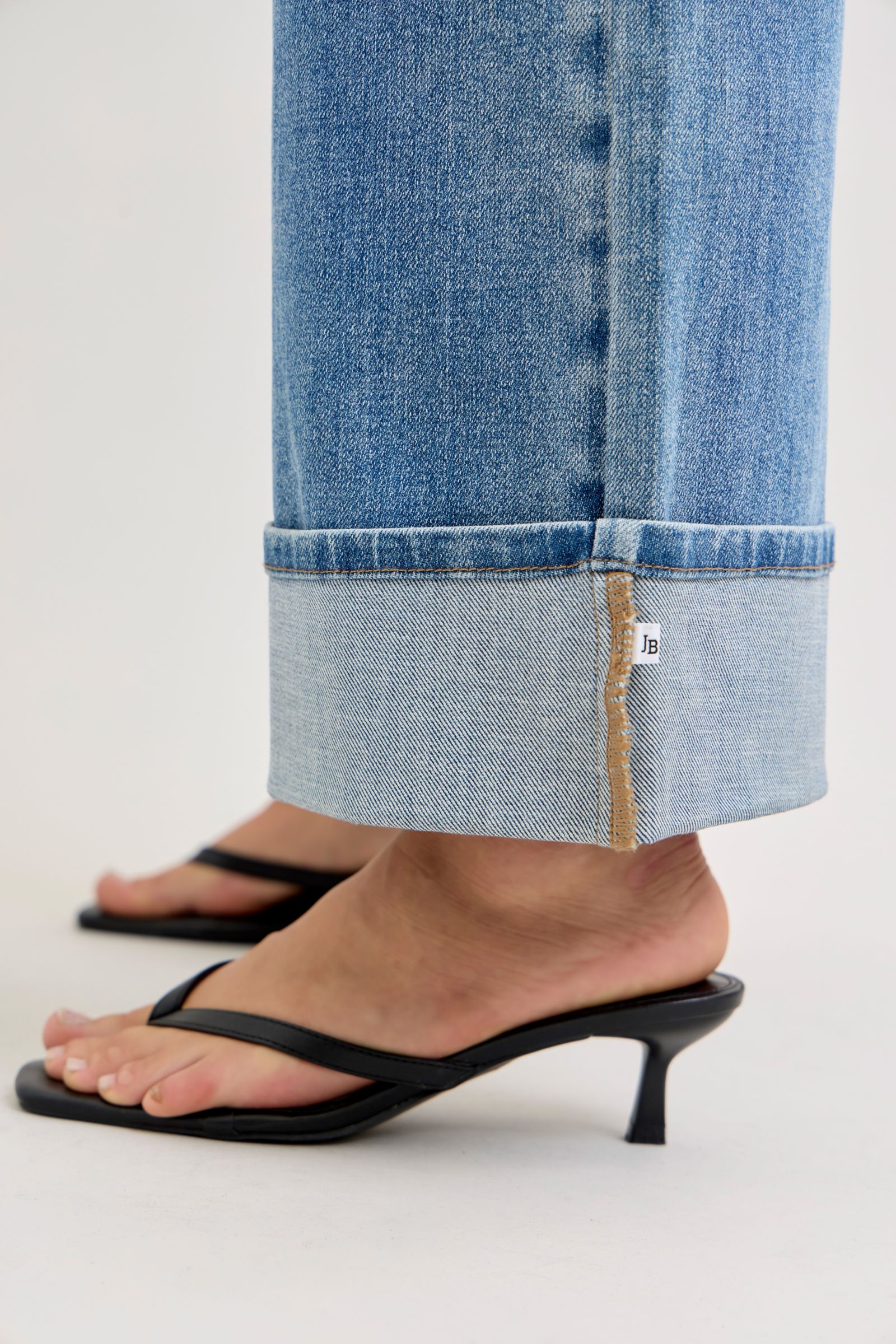 KAROL MIDRISE STRAIGHT