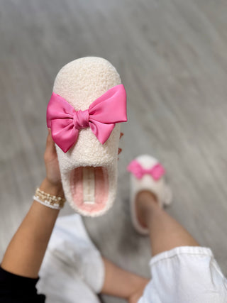 BETTY BOW HOT PINK SLIPPERS