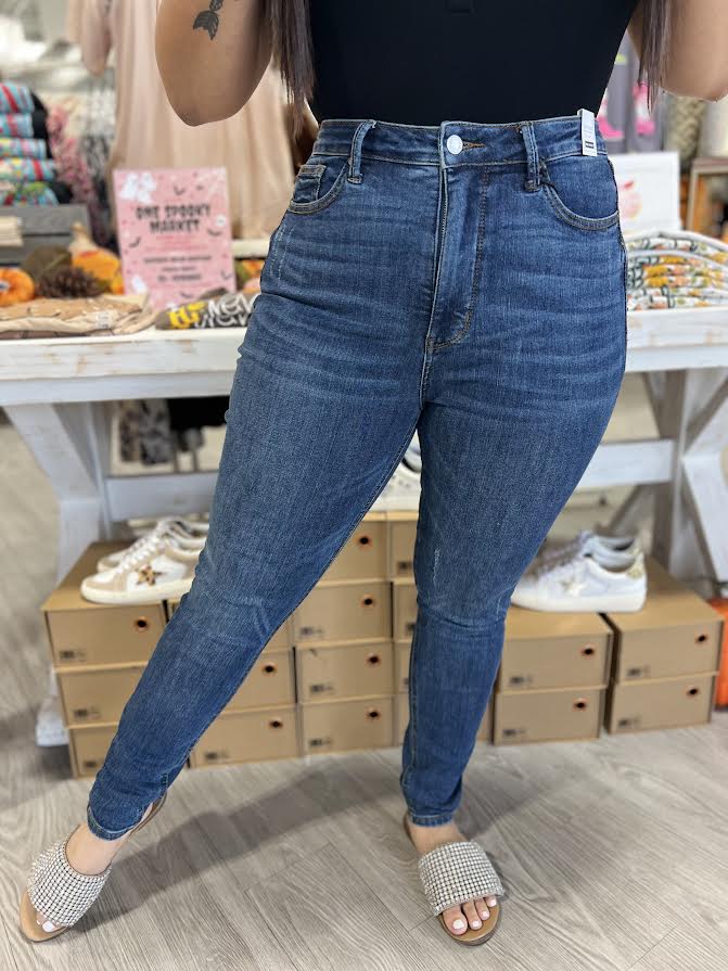 MONSTER HOUSE TUMMY CONTROL SKINNY JUDY BLUE JEANS