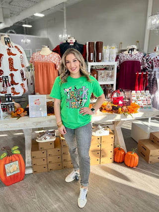 TRICK OR TREAT GREEN TEE
