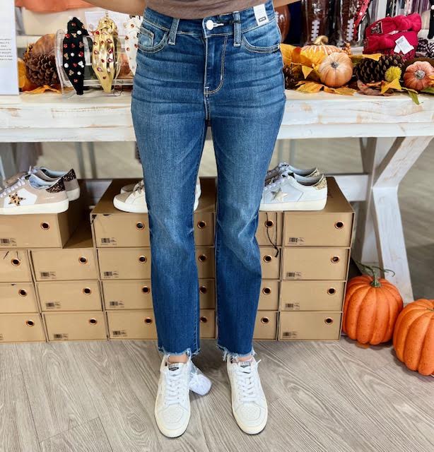 BOO SCOOTIN MIDRISE CROPPED JUDY BLUE JEANS