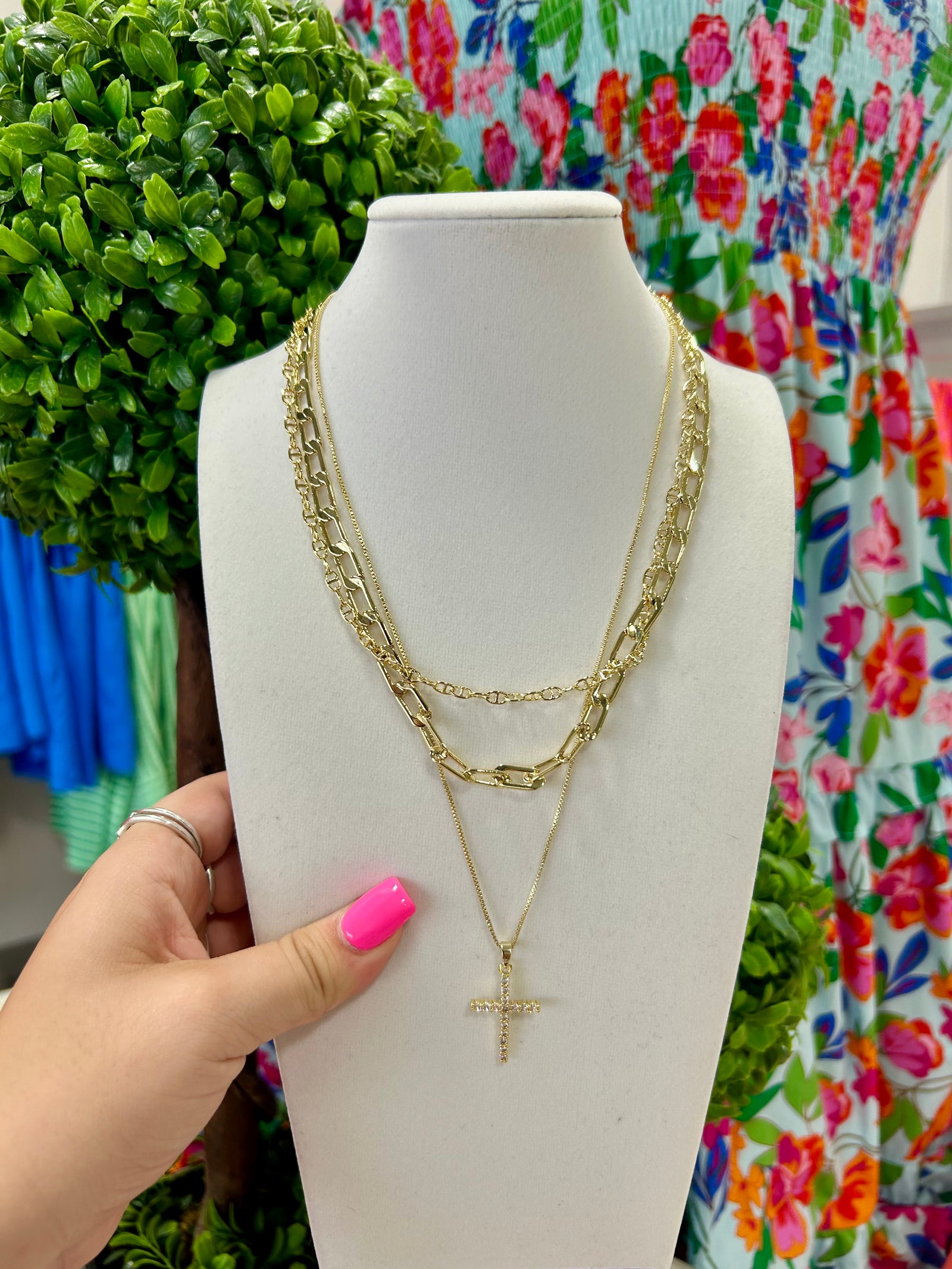 CROSS LAYERED NECKLACE GOLD
