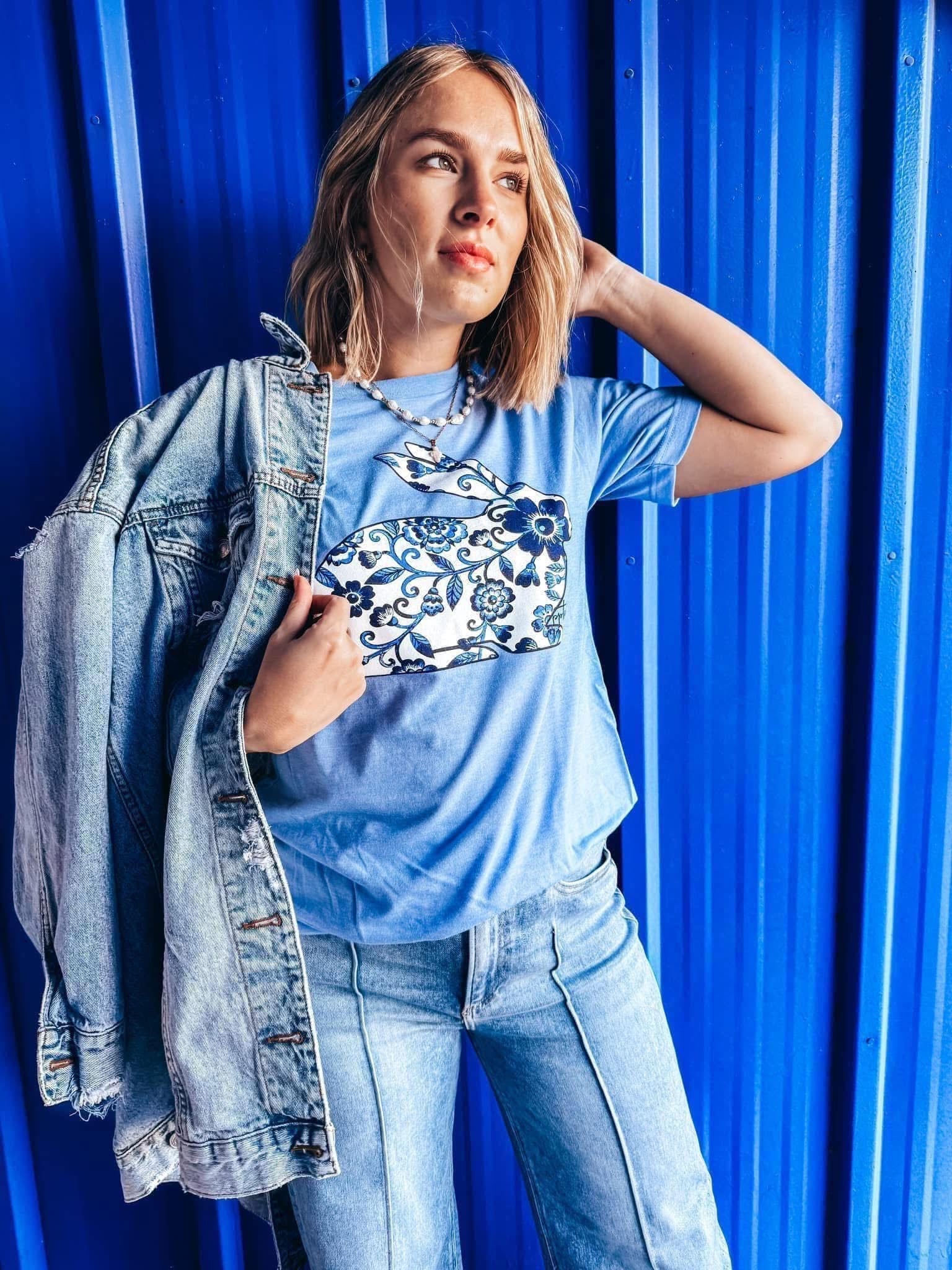 BLUE BUNNY TEE