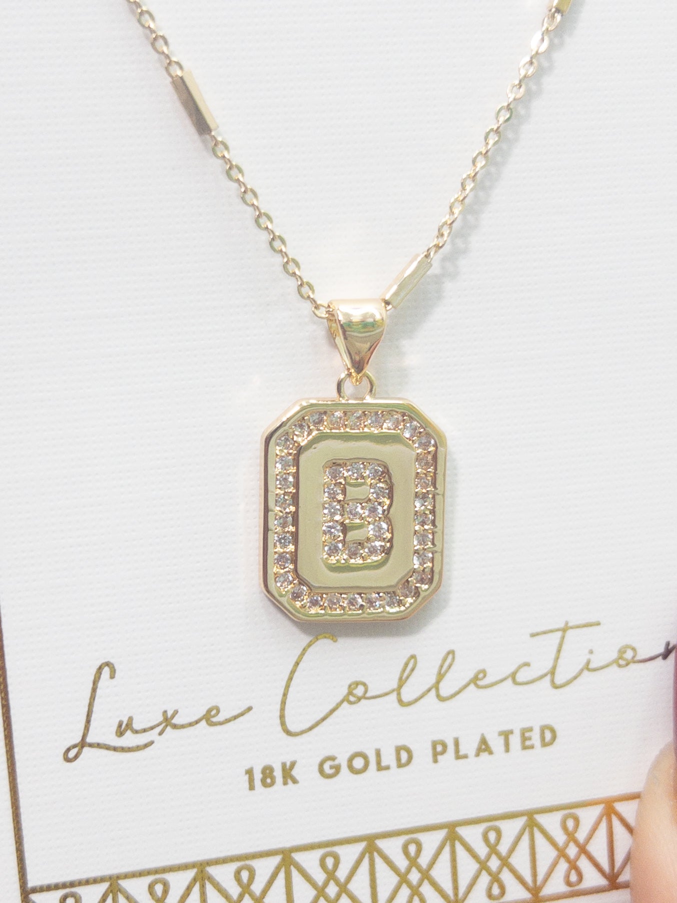 MICHELLE MCDOWELL INITIAL FINLEY NECKLACE