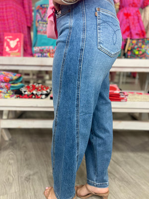 JENNA BARREL JUDY BLUE JEANS