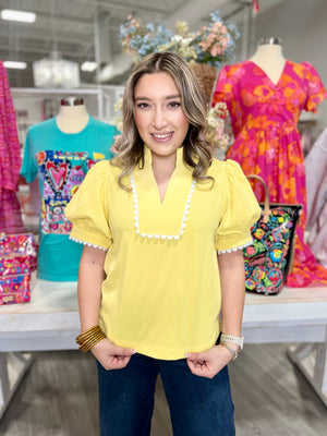 JANET YELLOW TOP
