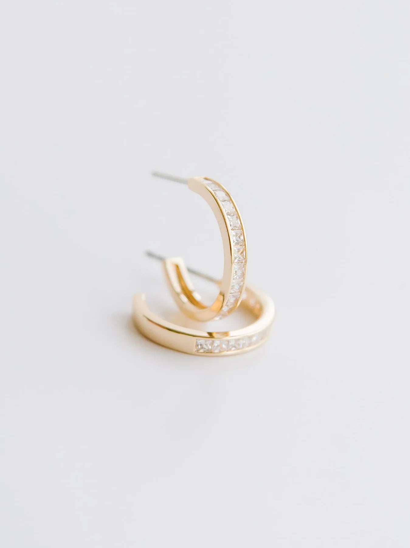 ELINA GOLD HOOPS MICHELLE MCDOWELL