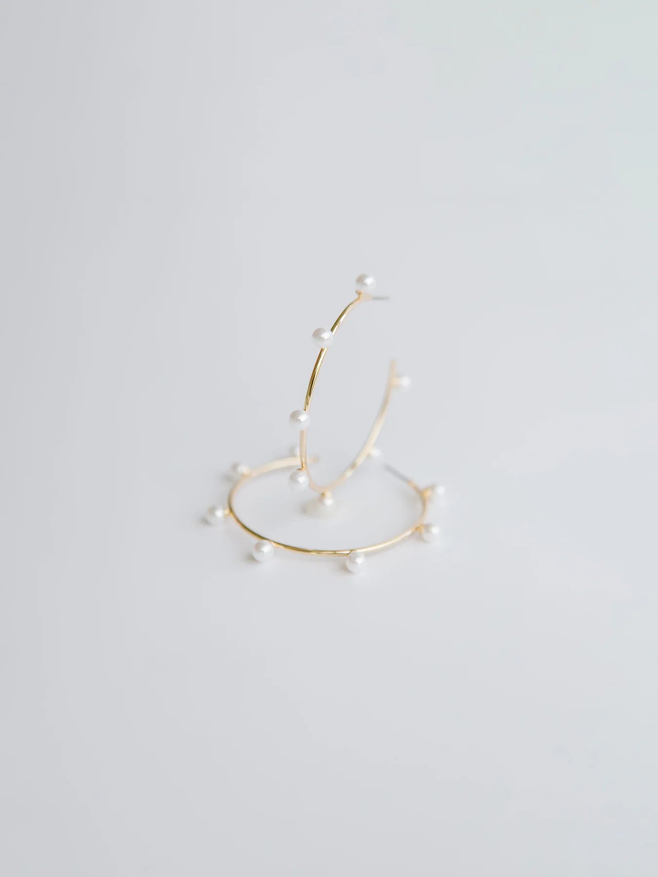 JUNIPER GOLD HOOPS MICHELLE MCDOWELL