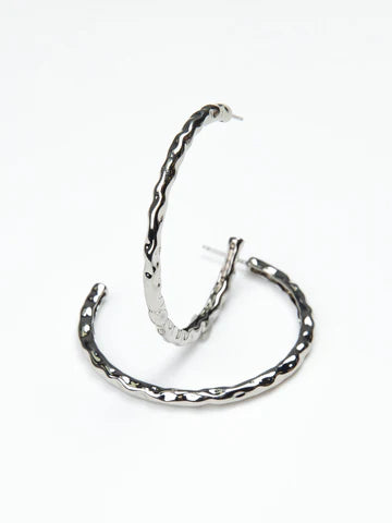 CHARLEY LARGE SILVER HOOPS