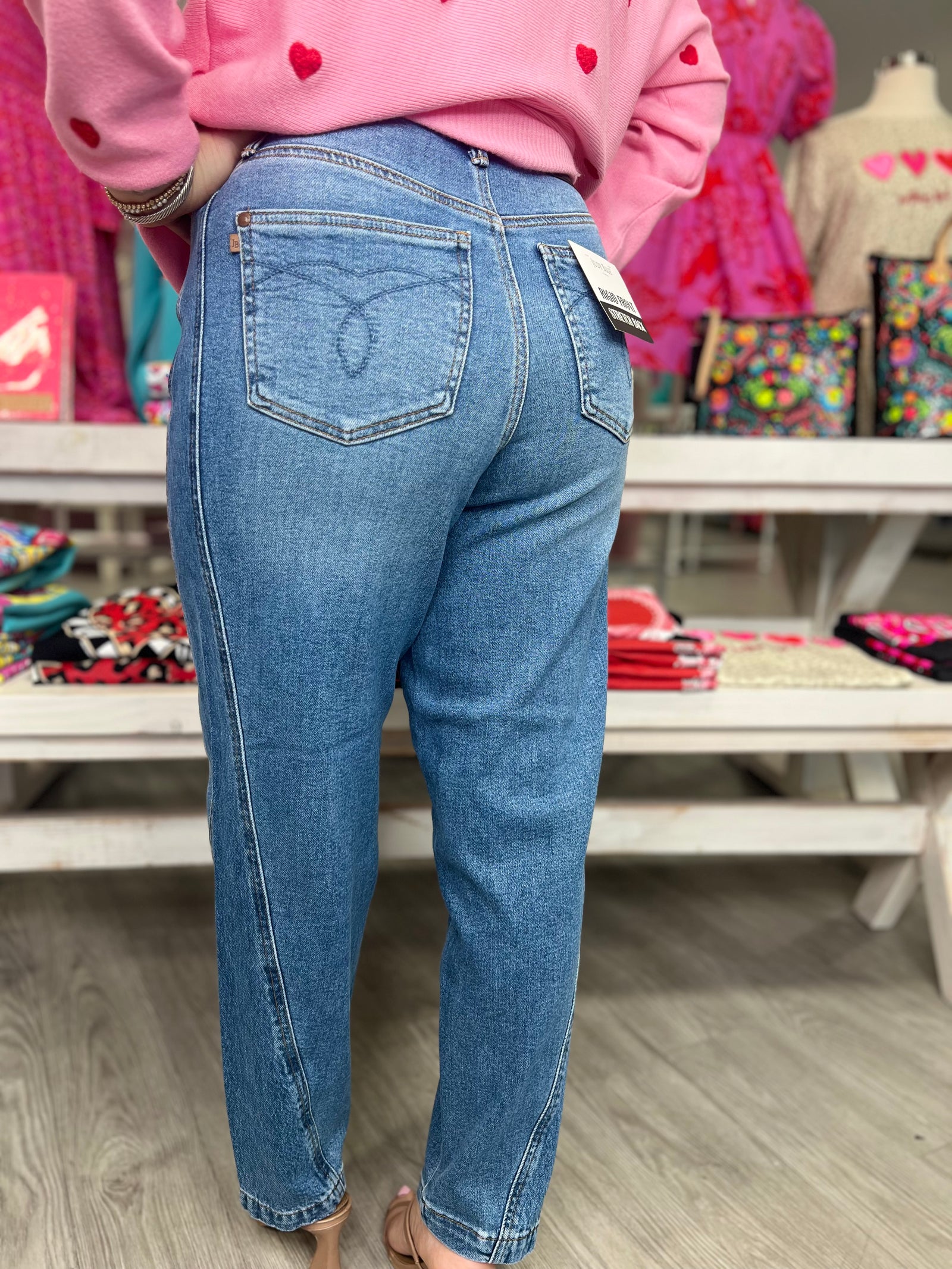 JENNA BARREL JUDY BLUE JEANS