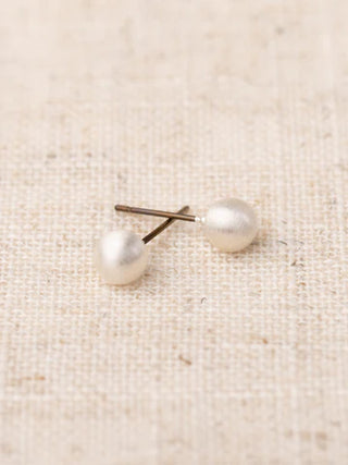 GRENADA BRUSHED SILVER SMALL EARRINGS