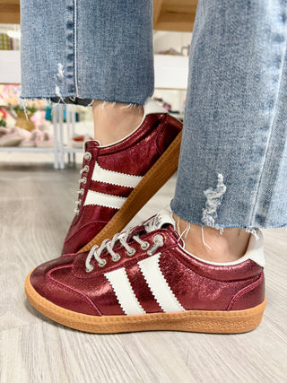 HEADS UP-BURGUNDY METALLIC SNEAKERS