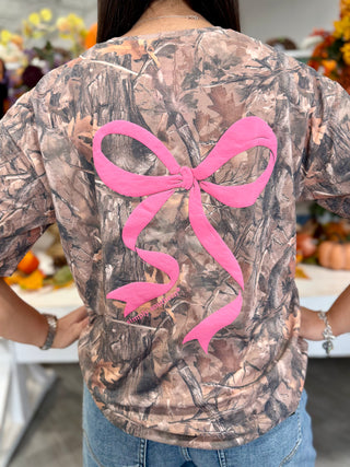 SIMPLY SOUTHERN BOW CAMO TEE