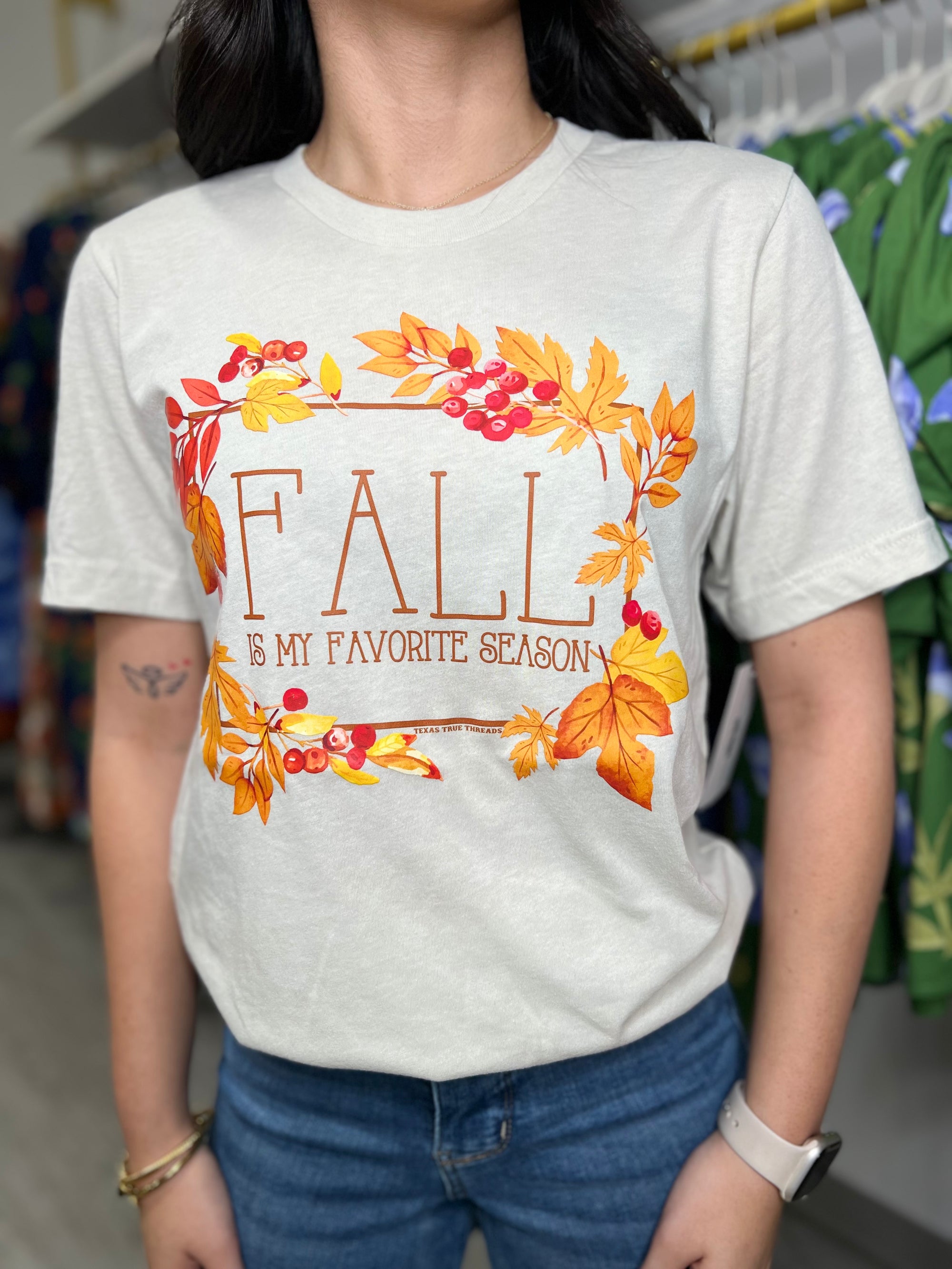 FALL IS MY FAOVIRTE SEASON TEE