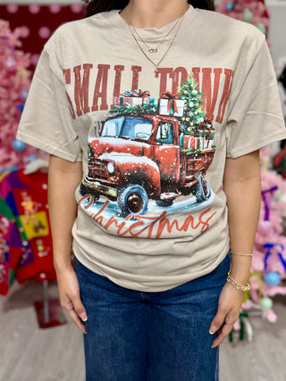 SMALL TOWN CHRISTMAS RED TRUCK SUNDAY STEAL