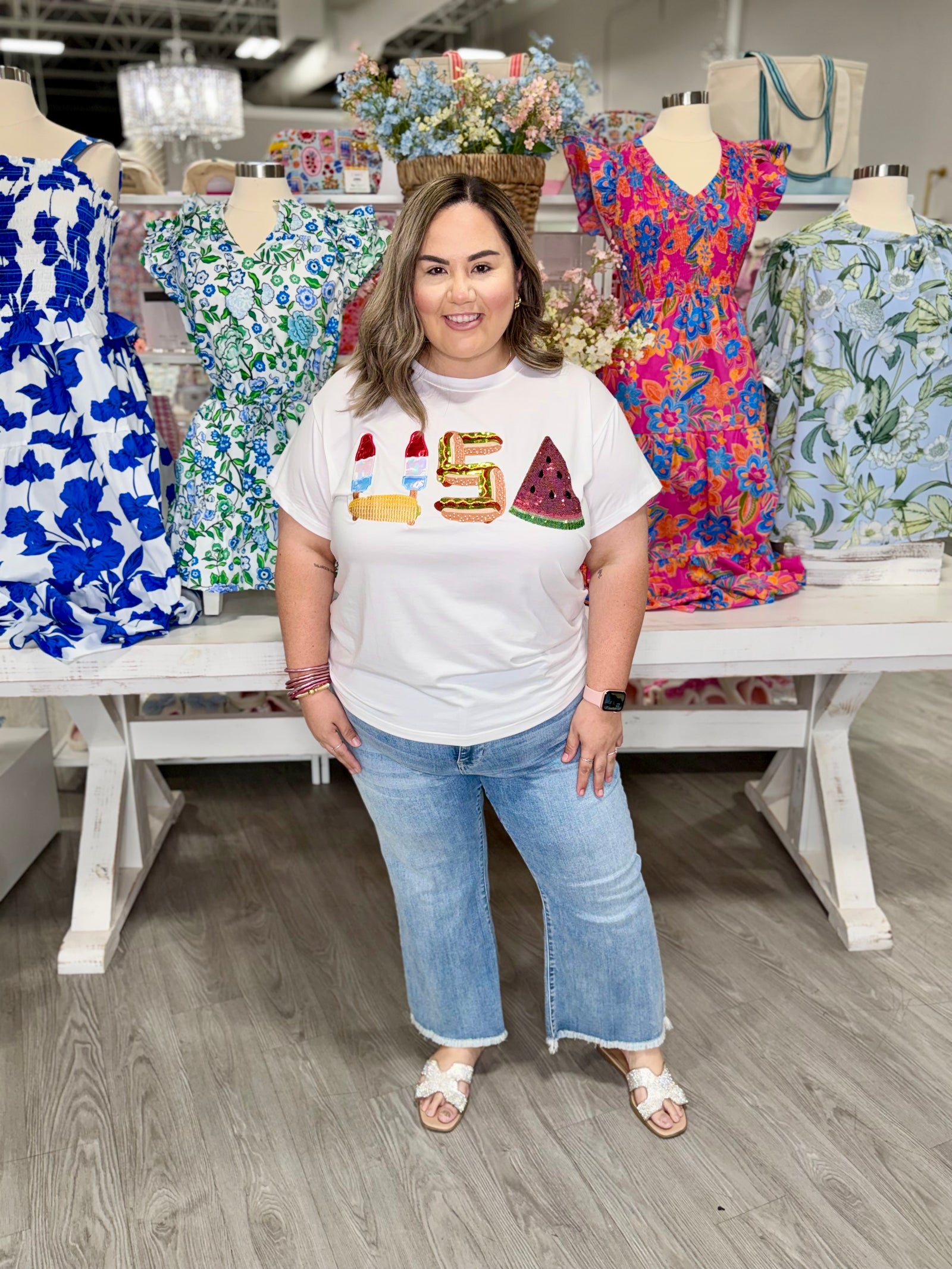 QOS WHITE USA ICON TEE