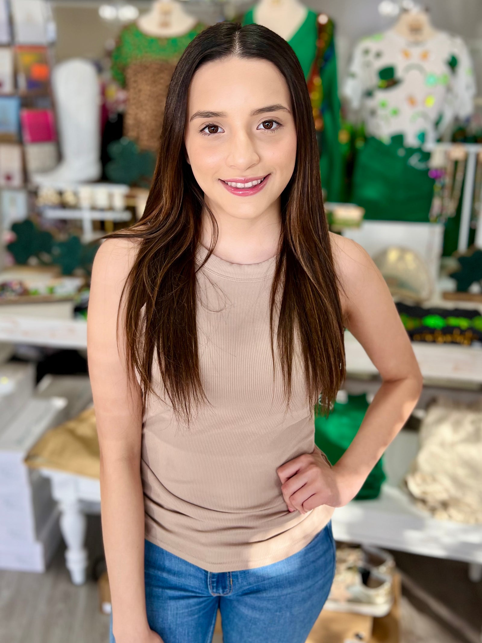 VANILLA COFFEE RIB KNIT  ROUND NECK TANK TOP