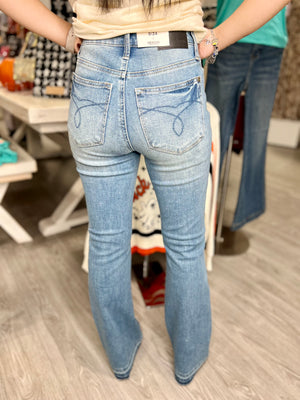 MR SLIM  BOOTCUT JEANS