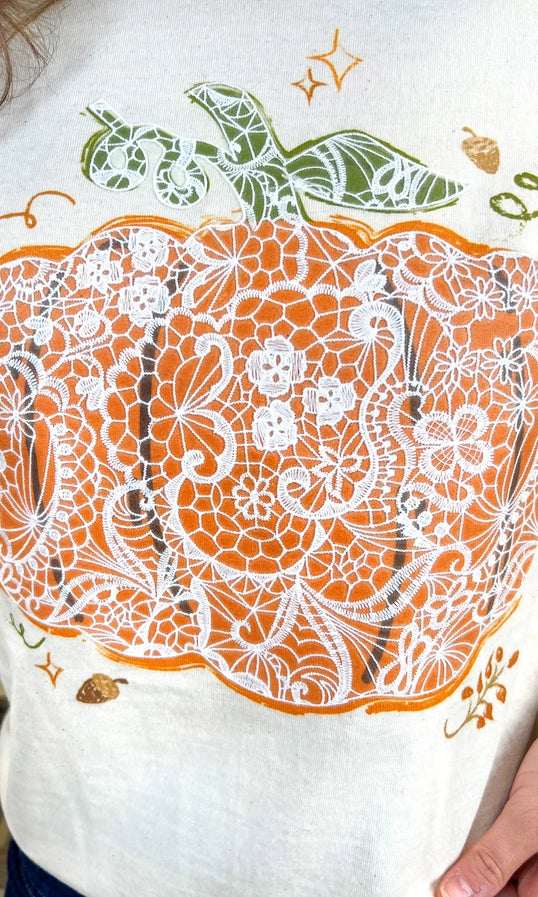 LACE PUMPKIN TEE