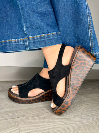 Corky's Carley Black Leopard Combo