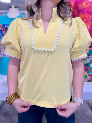 JANET YELLOW TOP