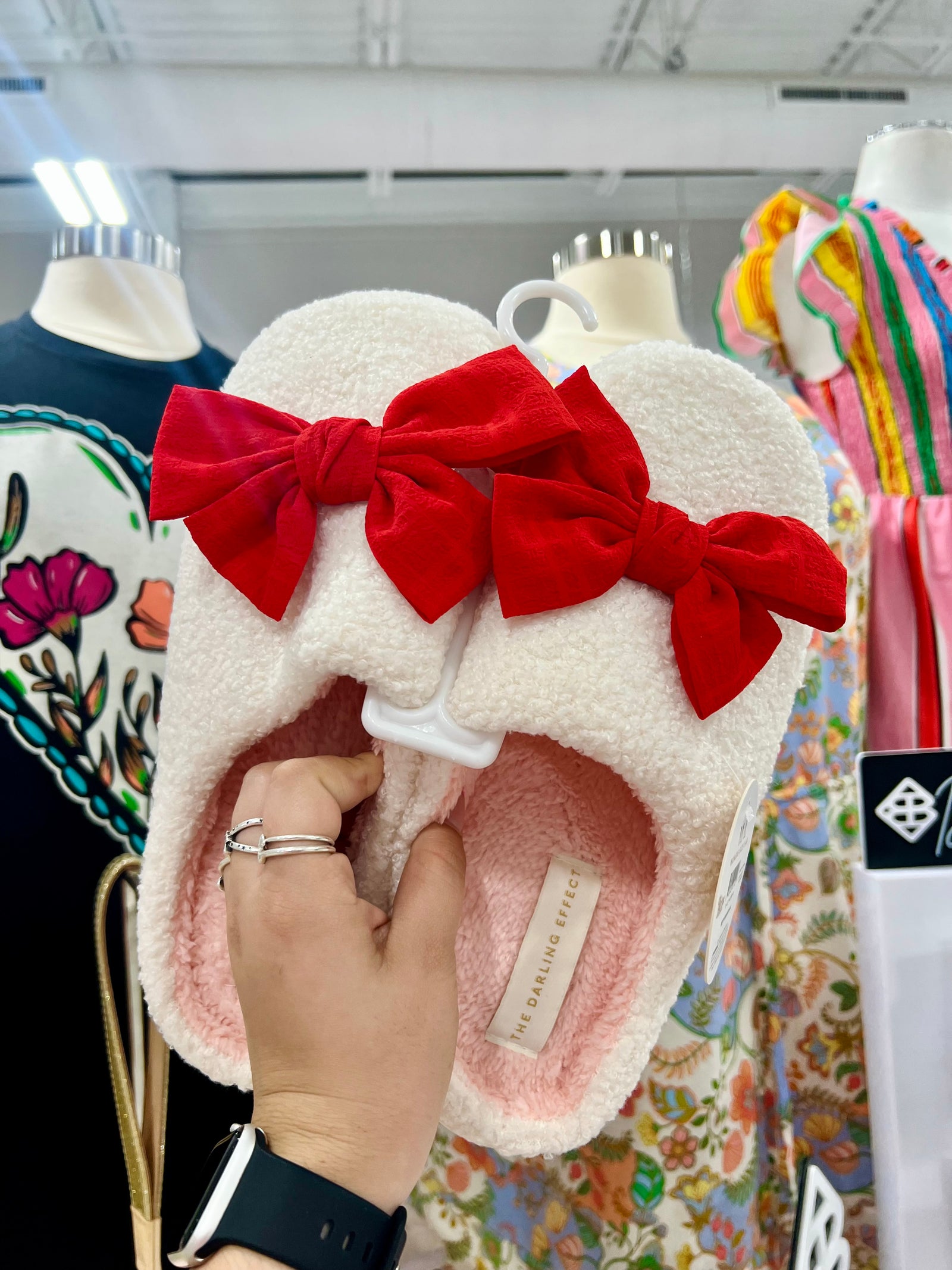 BETTY BOW RED SLIPPERS