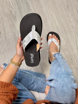 CORKYS OVERBOARD SANDALS SILVER