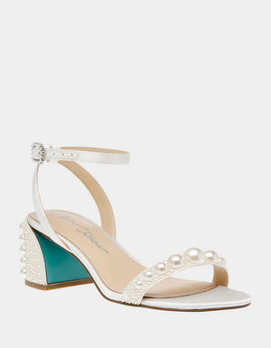 BETSEY JOHNSON TINA IVORY HEELS