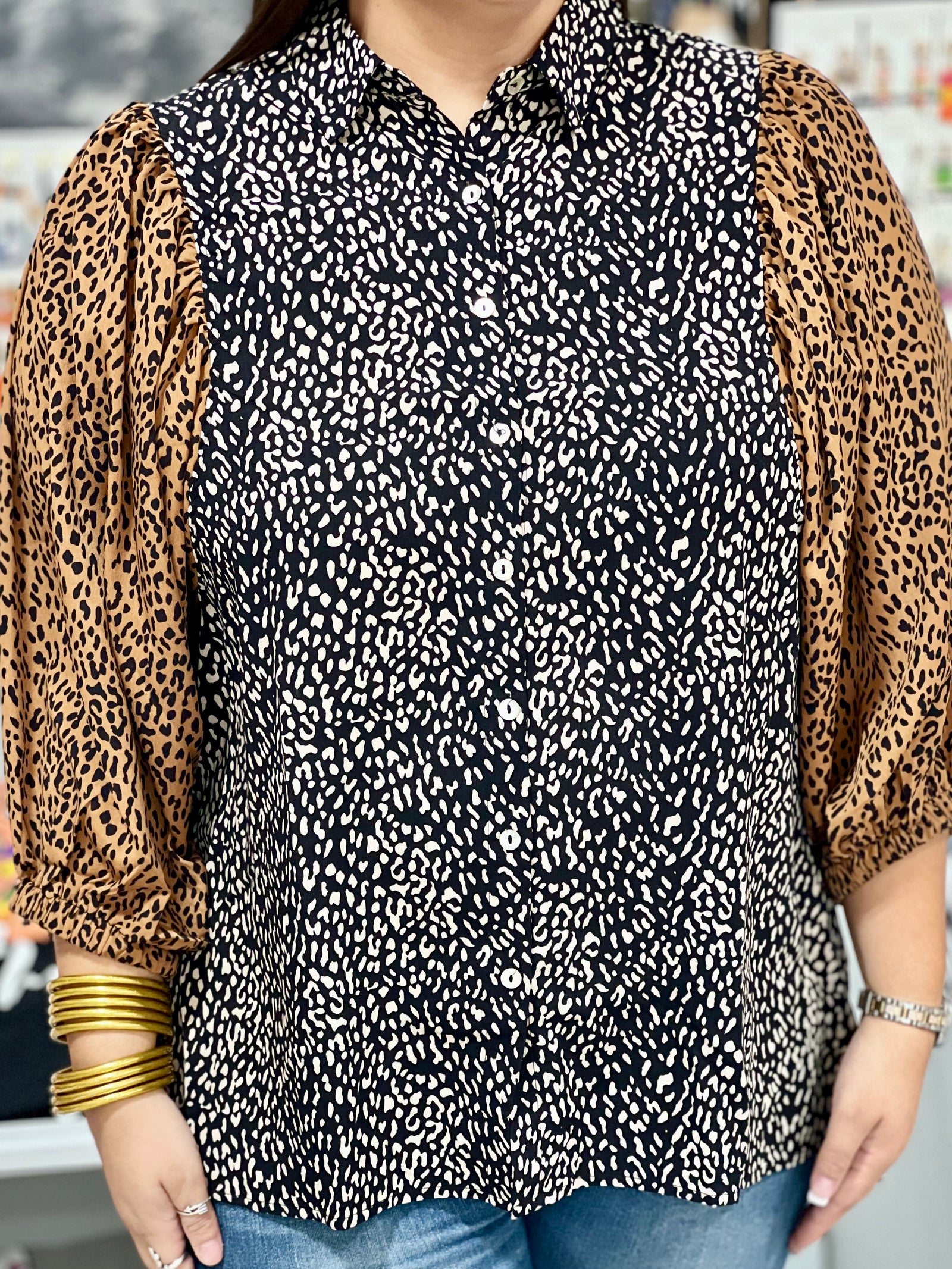 WILD LEOPARD BUTTON UP TOP