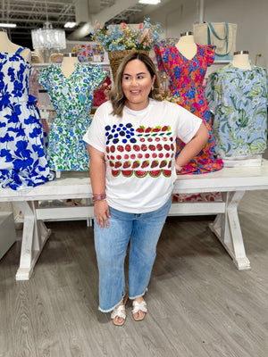 QOS WHITE FRUIT USA FLAG TEE