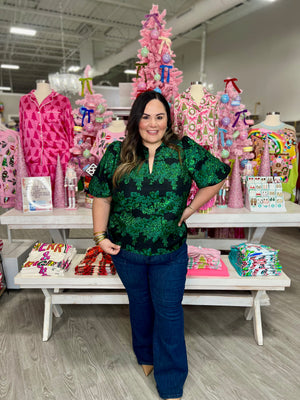 UNDER THE MISTLETOE TOP