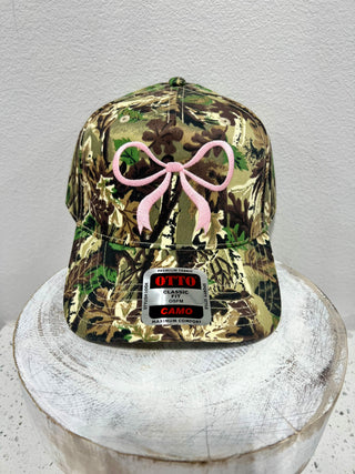 CAMO BOW TRUCKER CAP PINK