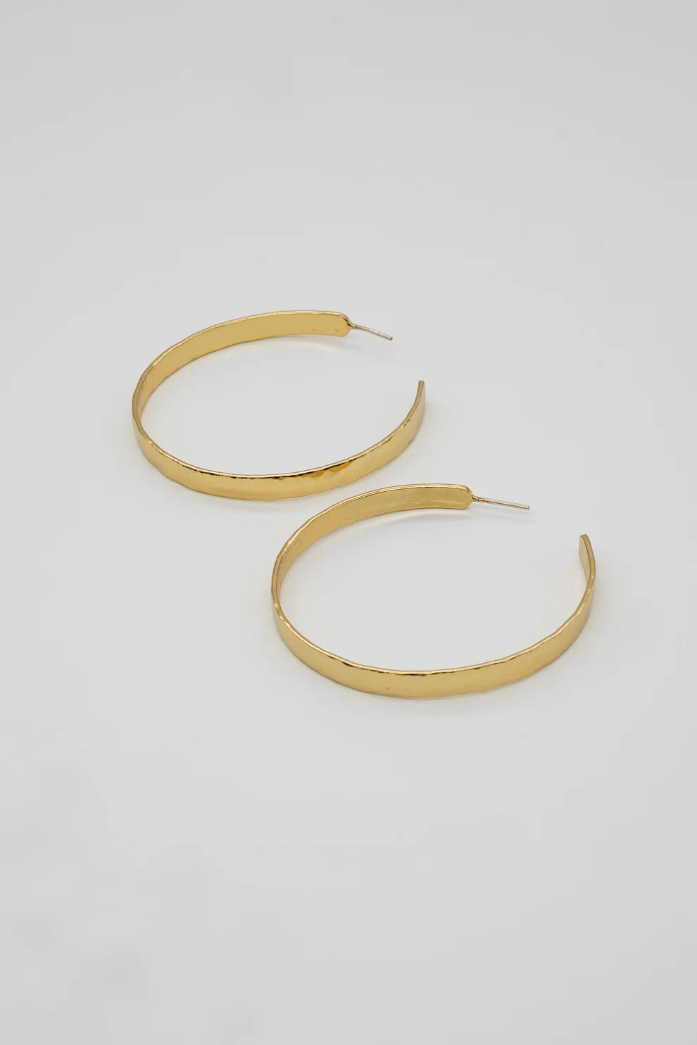 STATEMENT HAMMERED HOOPS