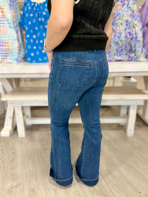 CLARA HW FLARE JEANS