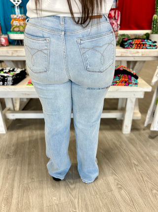 ALI HIGH WAISTED JUDY BLUE DESTROY 90'S STRAIGHT JEANS