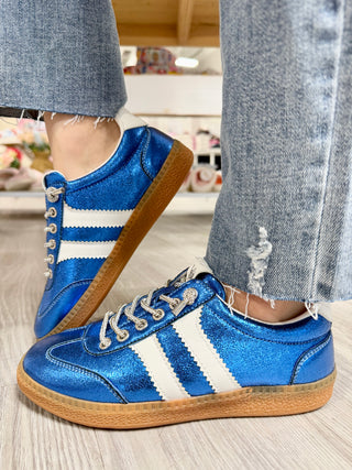 HEADS UP- BLUE METALLIC SNEAKER