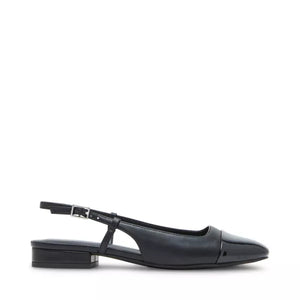 CAMEEO MADDEN GIRL FLATS