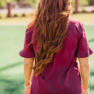 HOWDY MAROON TEE