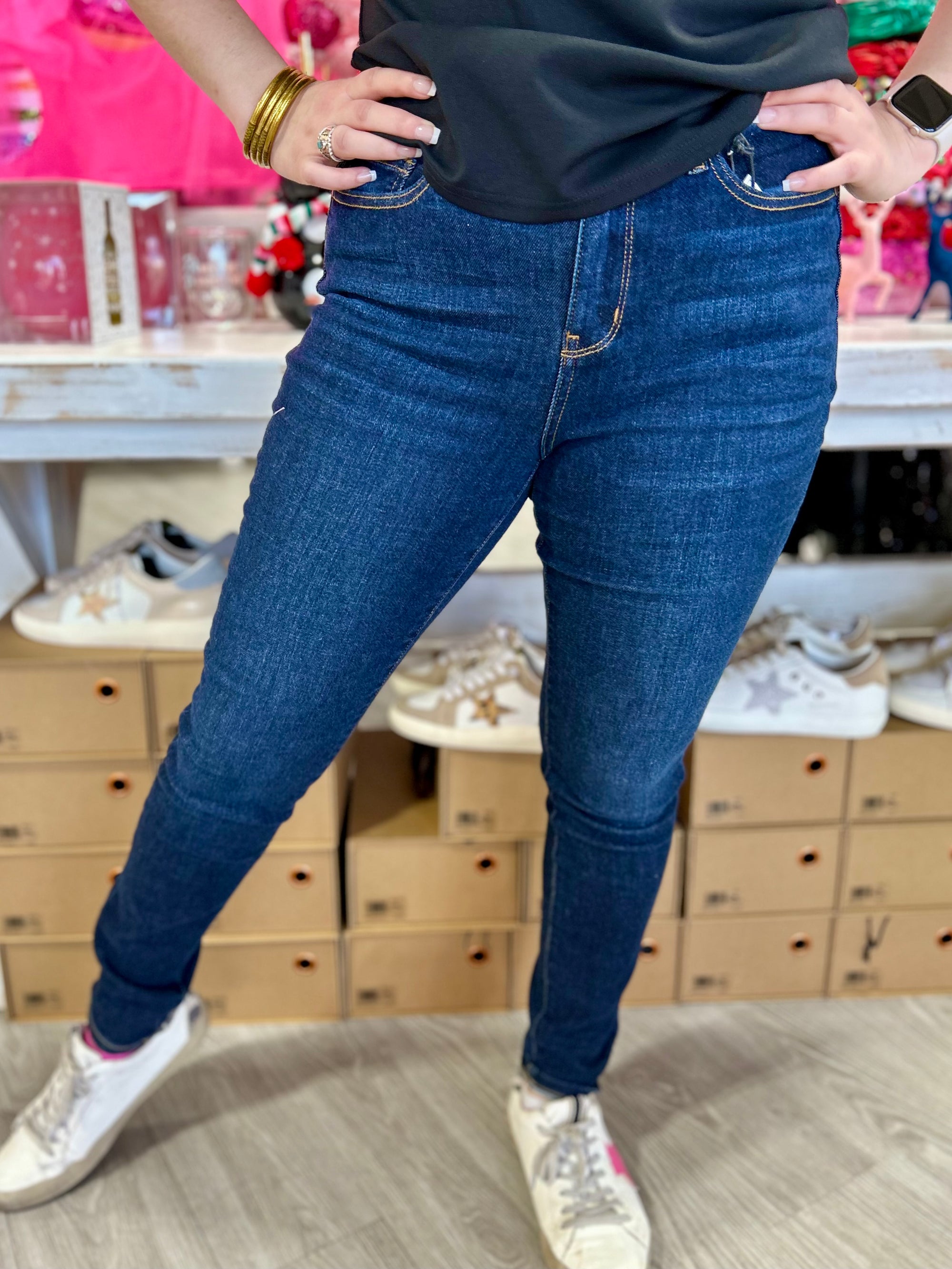 FELIZ NAVIDAD HIGH WAISTED JUDY BLUE JEANS