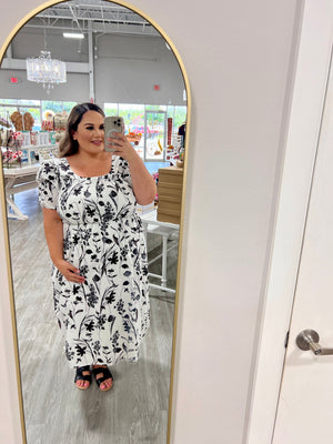 Leiden Floral Delfi Smocked Midi Dress Curve