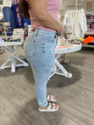 MISS LINDA SKINNY JUDY BLUE