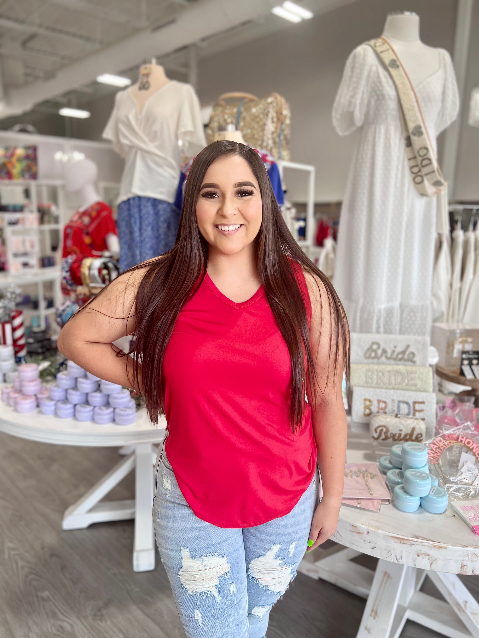 JULES RED VNECK SLEEVELESS TOP