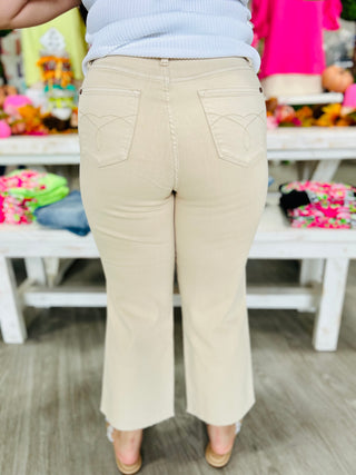 SAVANNAH BEIGE CROP JEANS
