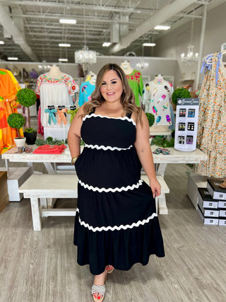 LOLA MIDI DRESS