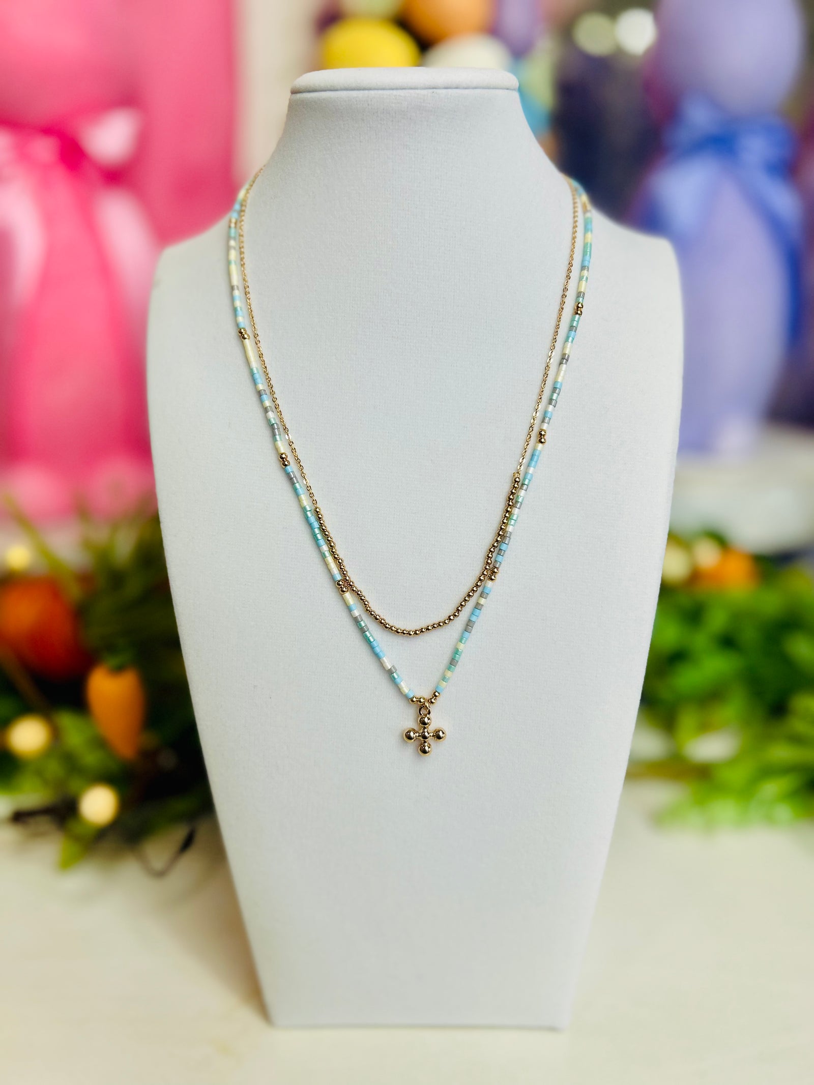 FRET BLUE NECKLACE