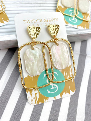 WHITE RECTANGLE DROP HOOPS ROUND TAYLOR SHAYE