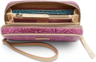 CONSUELA WRISTLET MENA