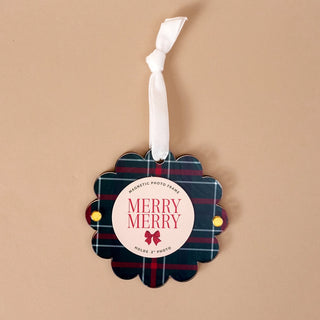 Scalloped Round Picture Frame Ornament-Evergreen Plaid