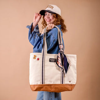 The Darling Canvas Tote Bag-Huddle Up